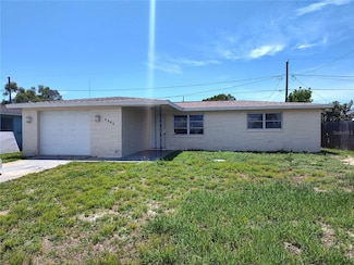 2333 Roselawn Dr, Holiday, FL 34691