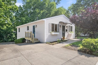 6008 Eleanor St, Cincinnati, OH 45227