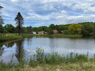 574 Receski Rd, Indiana, PA 15701