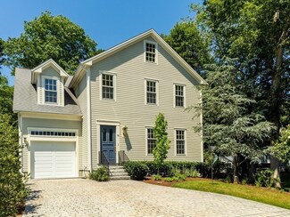 56 William St, South Dartmouth, MA 02748