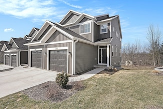 2319 Watertown Way, Grand Rapids, MI 49505
