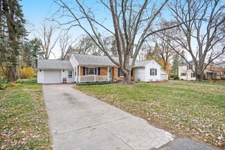 720 Ruth Ave, Holland, MI 49423