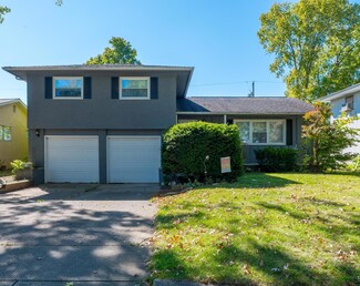 1369 Ironwood Dr, Columbus, OH 43229