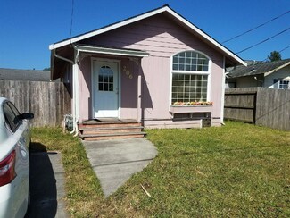 206 2nd Ave, Rio Dell, CA 95562