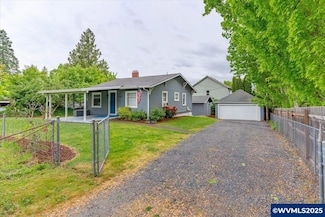917 Heather Ln SE, Salem, OR 97302