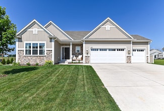 11469 W Meadowview Dr, Franklin, WI 53132