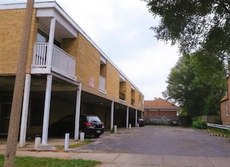 8701 S Mozart Ave Unit P11, Evergreen Park, IL 60805