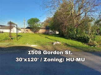 1508 Gordon St, New Orleans, LA 70117