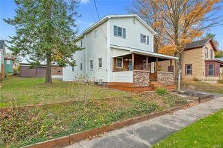 607 Seneca St, Fulton, NY 13069
