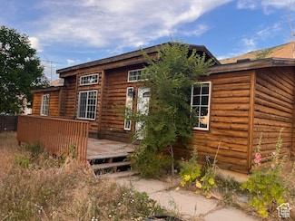 720 N Main St, Willard, UT 84340