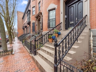 19 Worcester St Unit 2, Boston, MA 02118