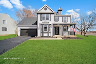 2450 Geneva Ln, Montgomery, IL 60538
