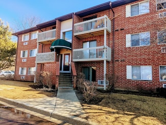 960 N Lakeside Dr Unit 3B, Vernon Hills, IL 60061