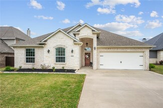 3068 Archer Cir, Bryan, TX 77808