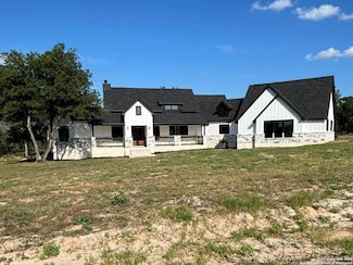100 Timber Ridge, La Vernia, TX 78121