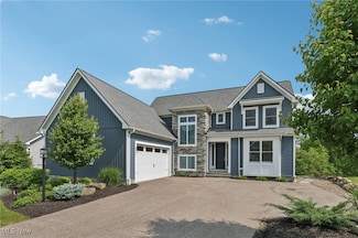 8034 Canyon Ridge, Chagrin Falls, OH 44023