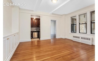 157 E 72nd St Unit 8J, New York, NY 10021