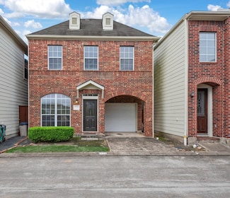 1774 Aden Dr, Houston, TX 77003