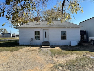 301 SE 11th Ave, Mineral Wells, TX 76067