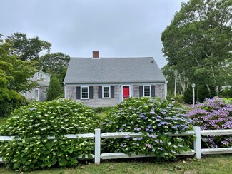 8 South St, Harwich Port, MA 02646
