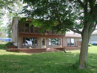 50052 Red Run Rd, Marcellus, MI 49067
