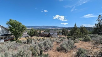 25 Twilight Cir, Susanville, CA 96130