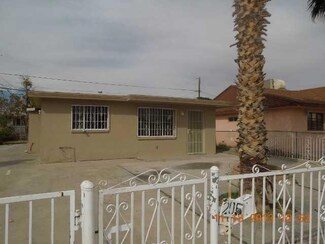 205 Baywood Rd, El Paso, TX 79915