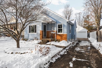 2054 Mckinley Ave, Ypsilanti, MI 48197