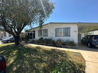 7300 20th St Unit 518, Vero Beach, FL 32966