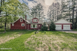 5518 Crooked St, Broadalbin, NY 12025