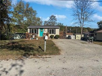 28464 Bali Ave, Warsaw, MO 65355