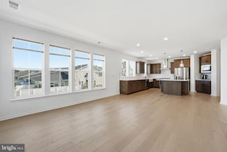 13970 Englefield Dr Unit 207, Dale City, VA 22193