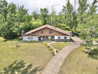 38377 N Little McDonald Dr, Frazee, MN 56544