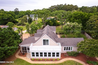 1115 Waterlily Rd, Coinjock, NC 27923