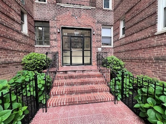 2090 Barnes Ave Unit 2H, Bronx, NY 10462