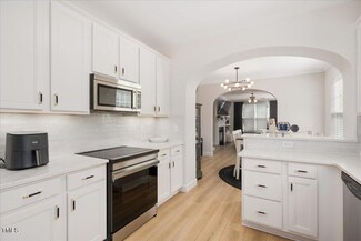 5053 Amber Clay Ln, Raleigh, NC 27612