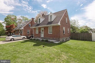 512 S Bishop Ave, Secane, PA 19018