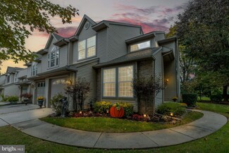 81 Smokey Run Dr, Berlin, NJ 08009