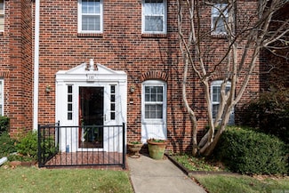 110 Cambridge Place Dr, Little Rock, AR 72227