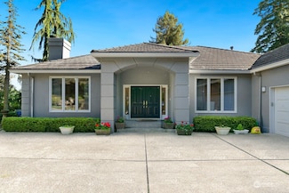 8105 W Mercer Way, Mercer Island, WA 98040