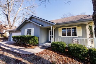 17 Farnham Dr, Bella Vista, AR 72714