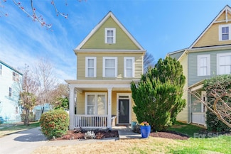 1246 Rising Oak Dr, Charlotte, NC 28206