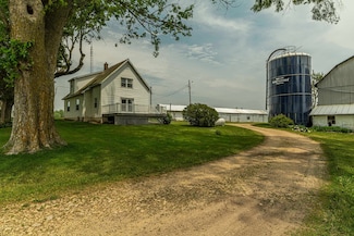 N1616 Haddinger Rd, Monroe, WI 53566