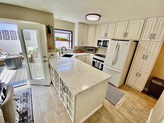 3893 California St Unit 4, San Diego, CA 92110