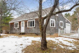 92 Mill Rd, North Hampton, NH 03862