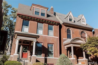4249 Castleman Ave, Saint Louis, MO 63110