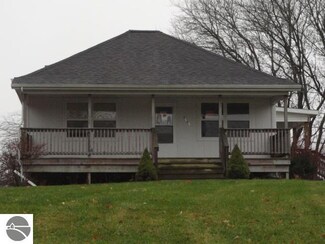 4545 Hoover Rd, Barryton, MI 49305
