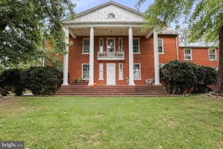 763 Swan Pond Rd, Martinsburg, WV 25404