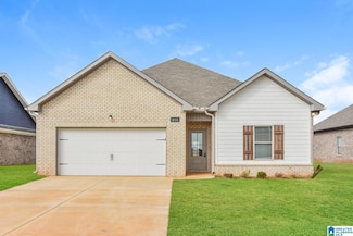 215 John Harold Dr, Meridianville, AL 35759