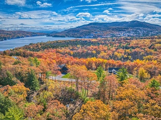 30 Greystone Ln, Newbury, NH 03255